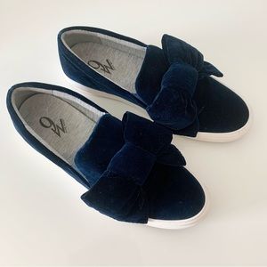 Nine West Velvet Bow Onosha Navy Shoes